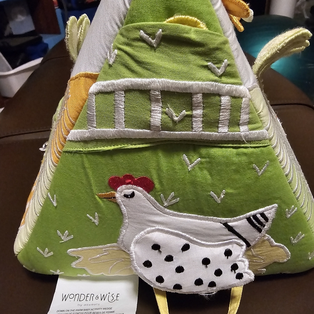 Wonder & Wise Farm Animal Tummy Time Pillow